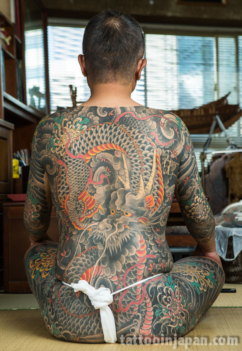 Derek Yip, Oriental/Japanese colorful schemes in a New Traditional world -  Tattoo Life